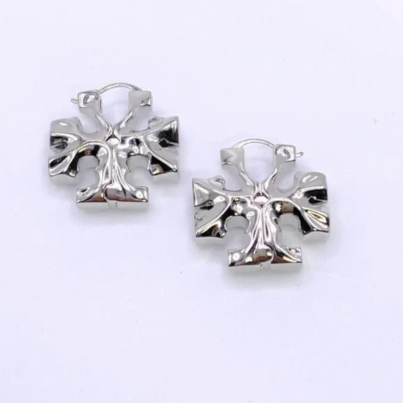 Tory Burch Jewelry - TORY BURCH ROXANNE EARRINGS